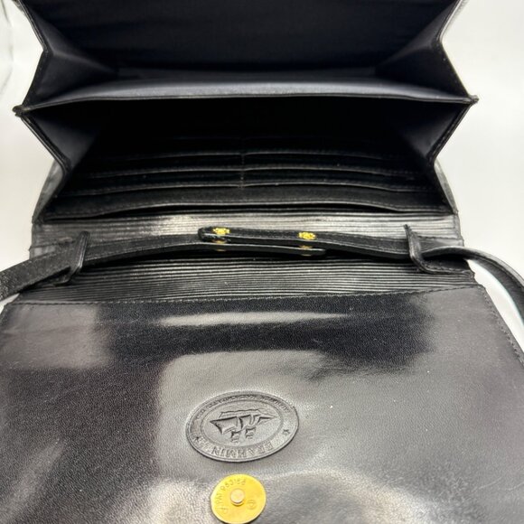 Brahmin Black Leather Crocodile Embossed Crossbody Bag Multiple Compartments - Picture 4 of 8